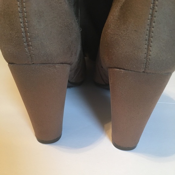 Breckelle’s over the knee boots size 6.5 - Picture 9 of 12